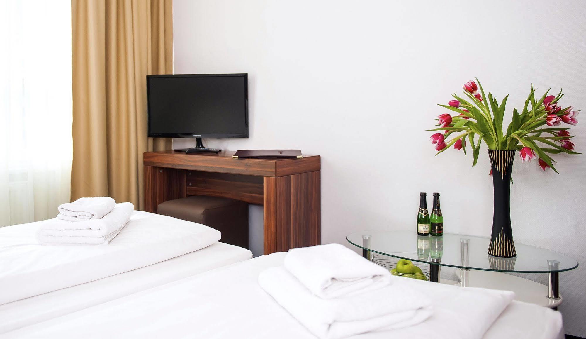 Aparthotel Christie 3*