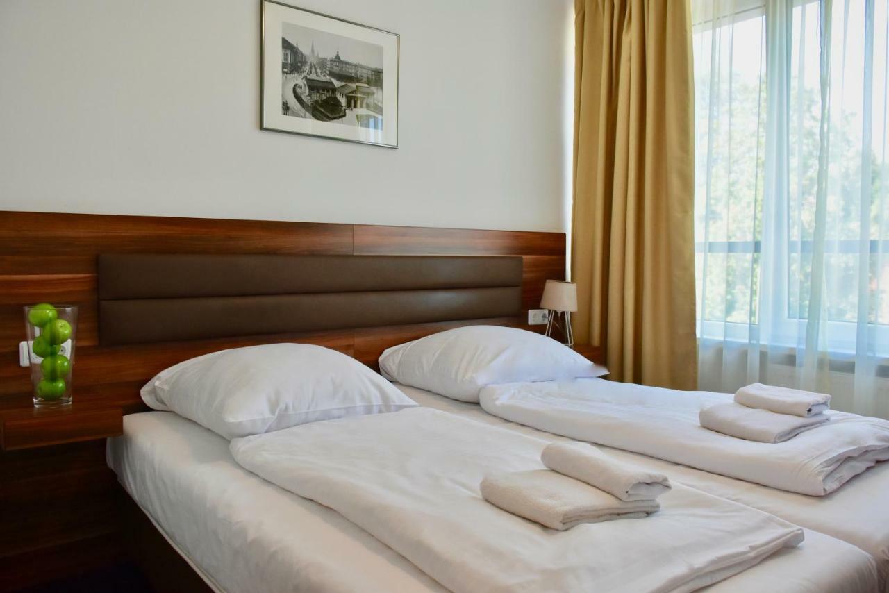 Christie Aparthotel